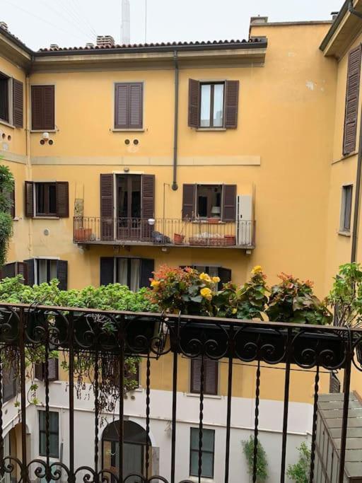 La Casa Alle Colonne - Navigliapartments Milaan Buitenkant foto